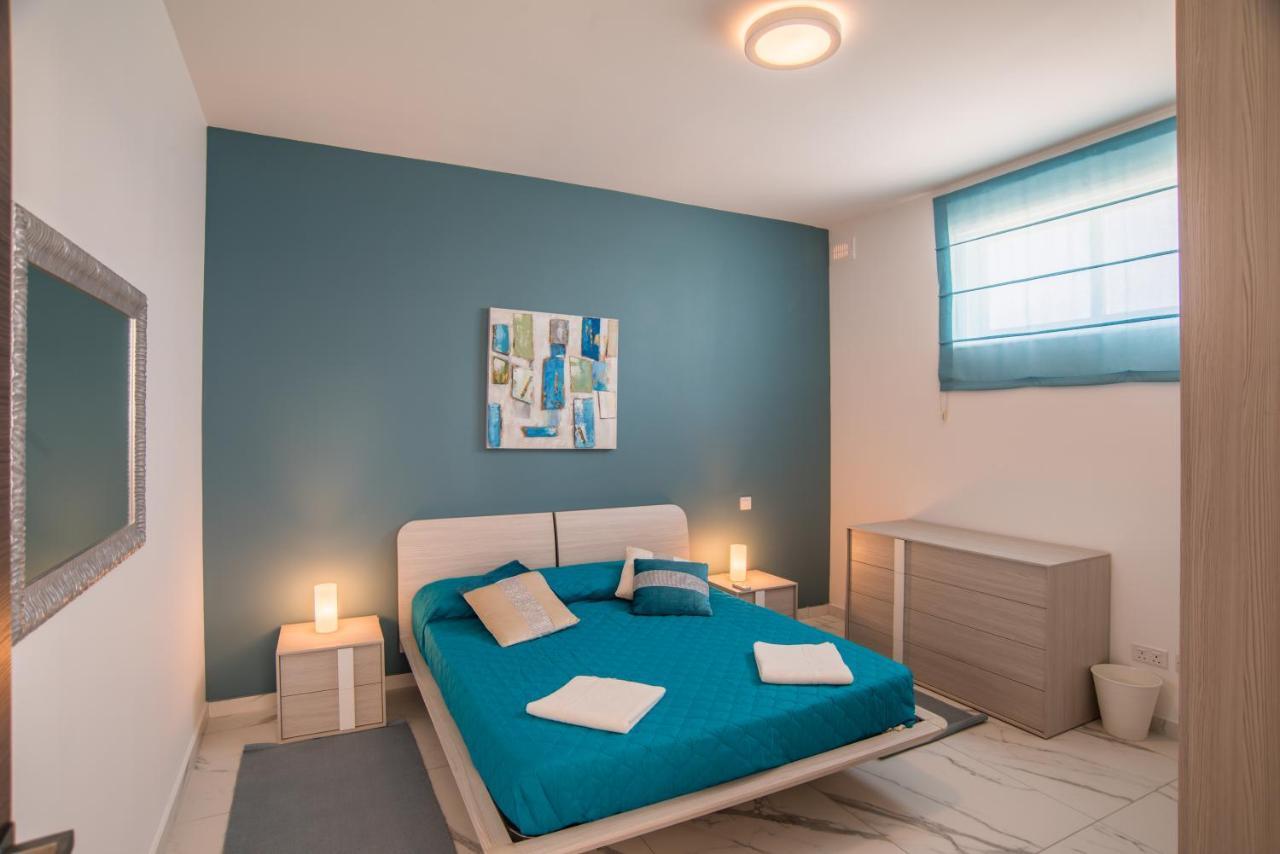 The Sea-bank Apartment