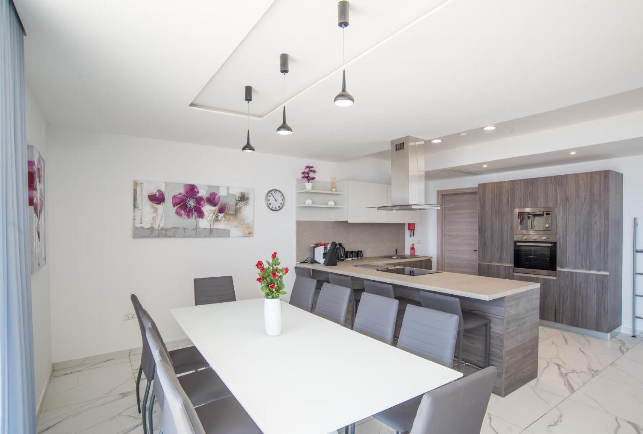 The Sea-bank Apartment