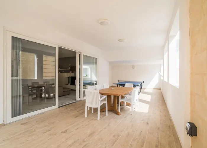 The Sea-Bank Villa Apartments