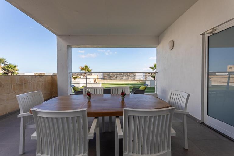 Apartment The Sea-bank *